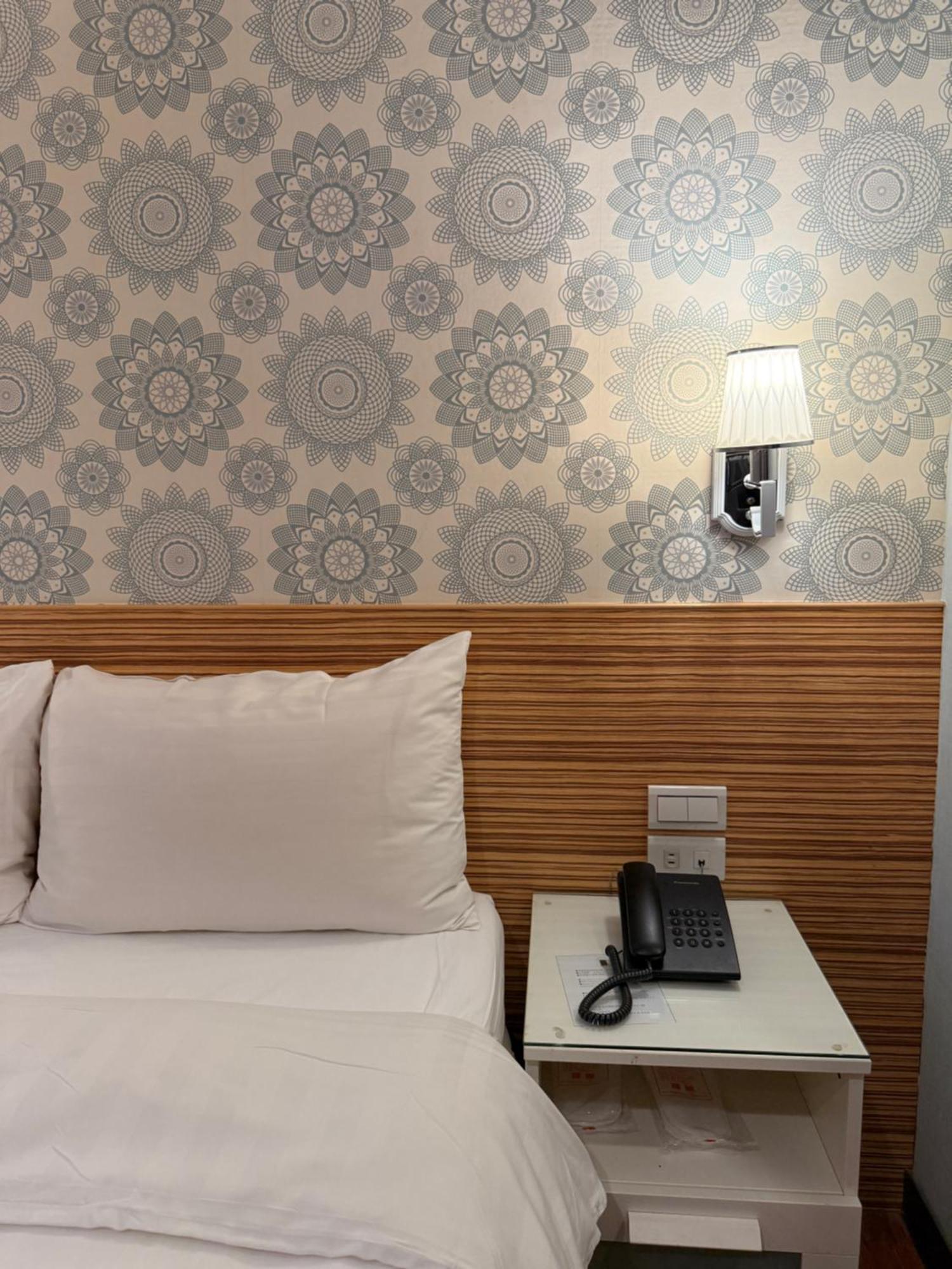 泊居旅店 Oursinn Hotel Taipei Exterior photo