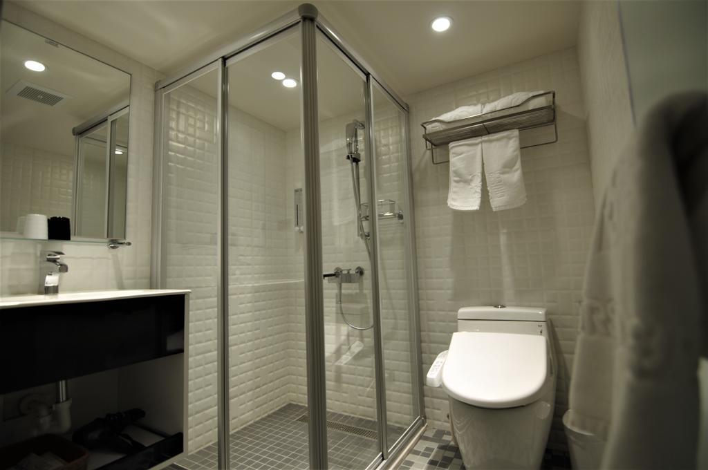 泊居旅店 Oursinn Hotel Taipei Exterior photo