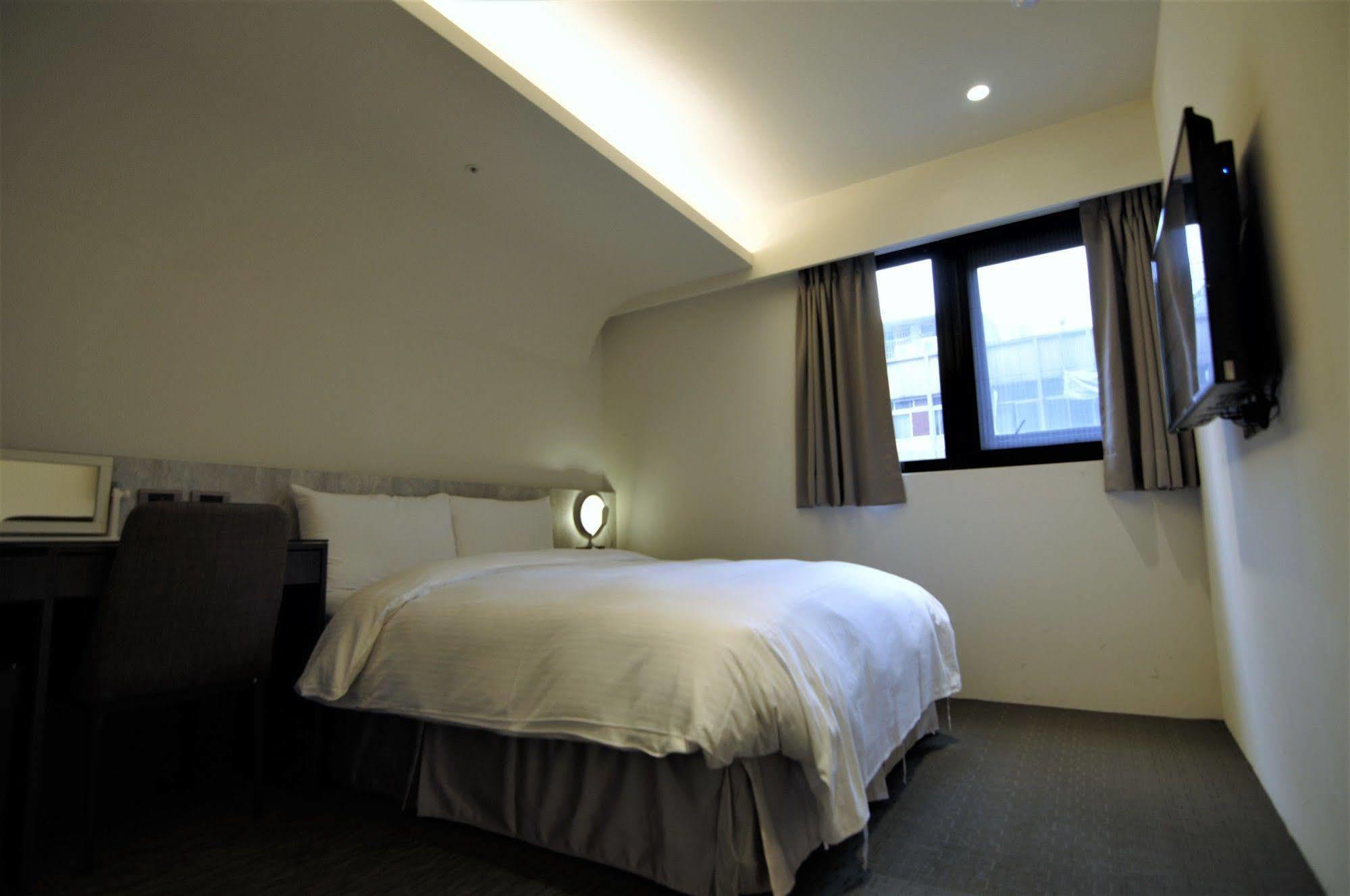 泊居旅店 Oursinn Hotel Taipei Exterior photo