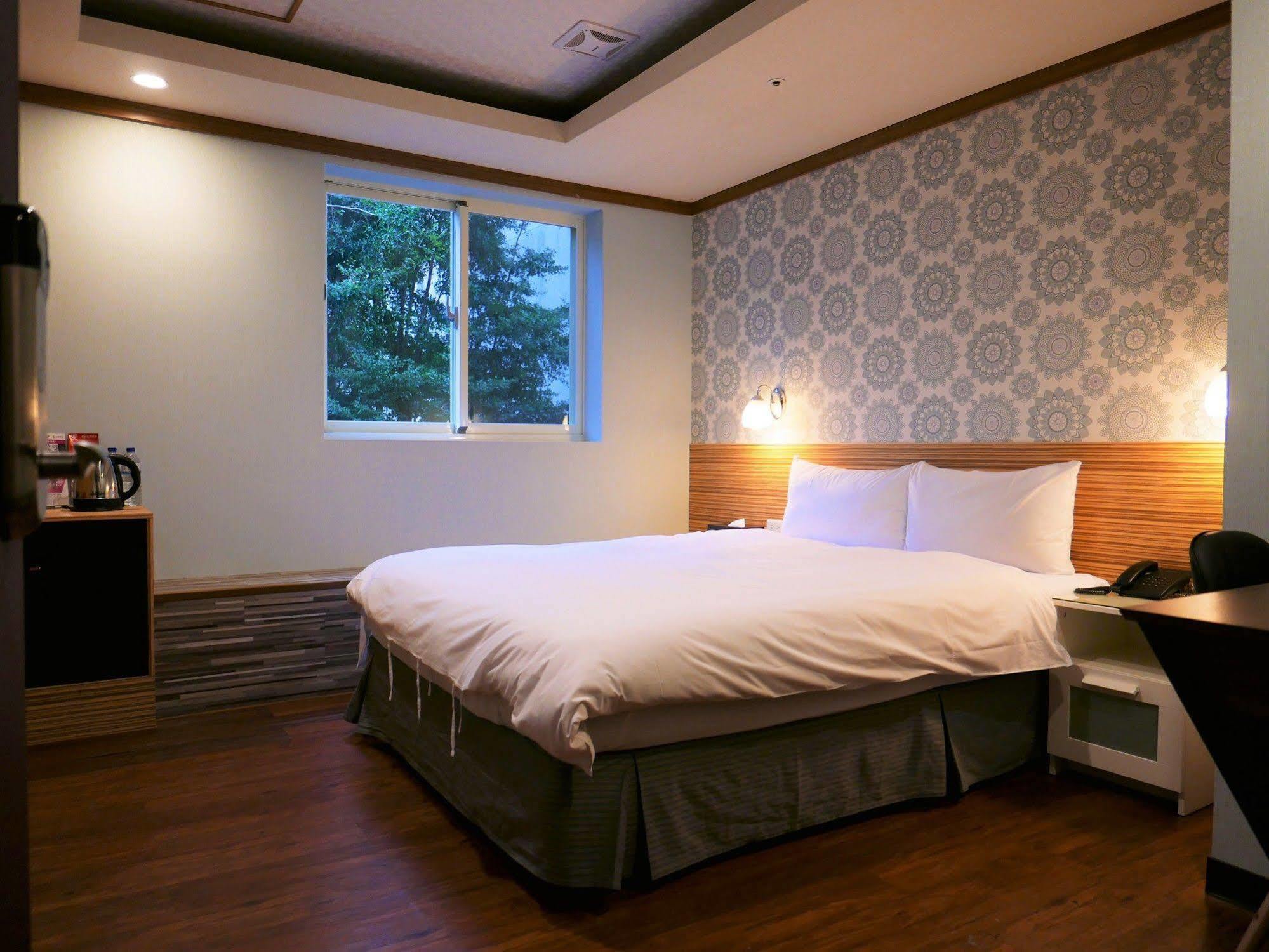 泊居旅店 Oursinn Hotel Taipei Exterior photo